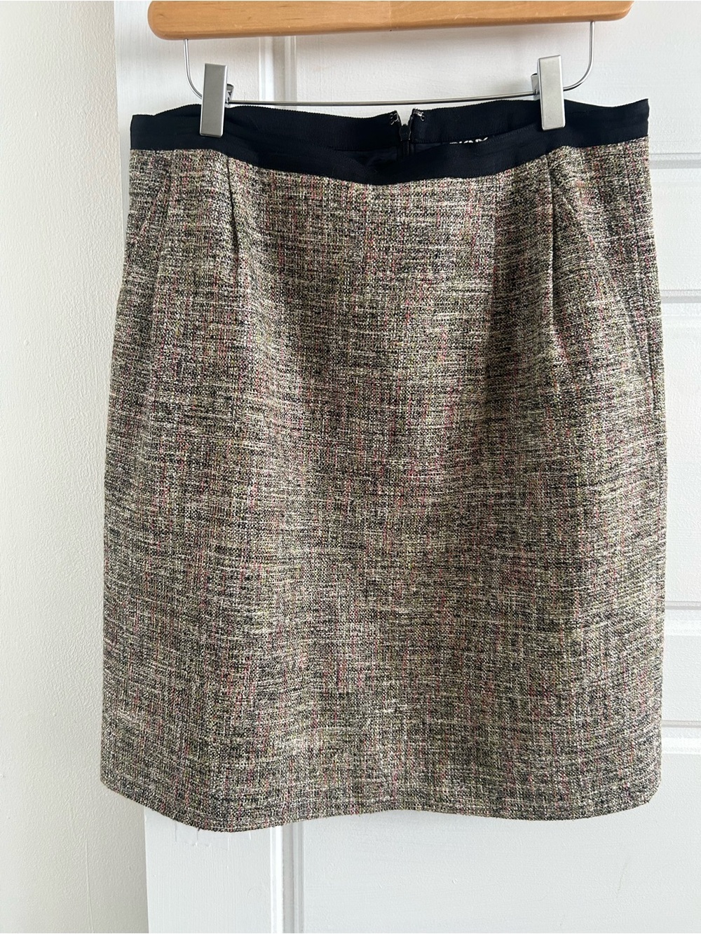 DKNY Donna Karan Multicolor Tweed Pencil Skirt Black Waistband
